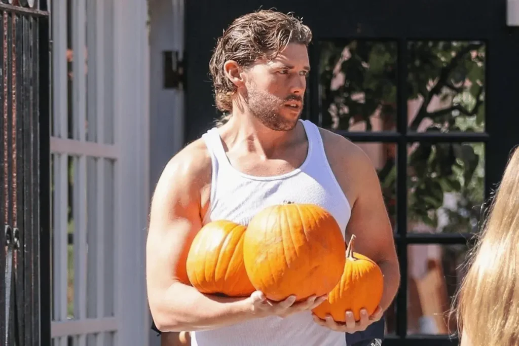 Christopher Schwarzenegger muscular physique after weight loss at pumpkin patch